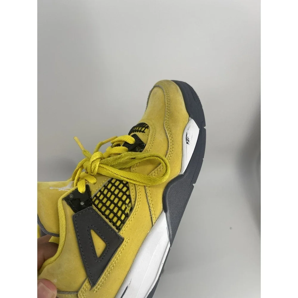 Size 2Y US -‎ Air Jordan 4 Retro Tour Yellow Boys